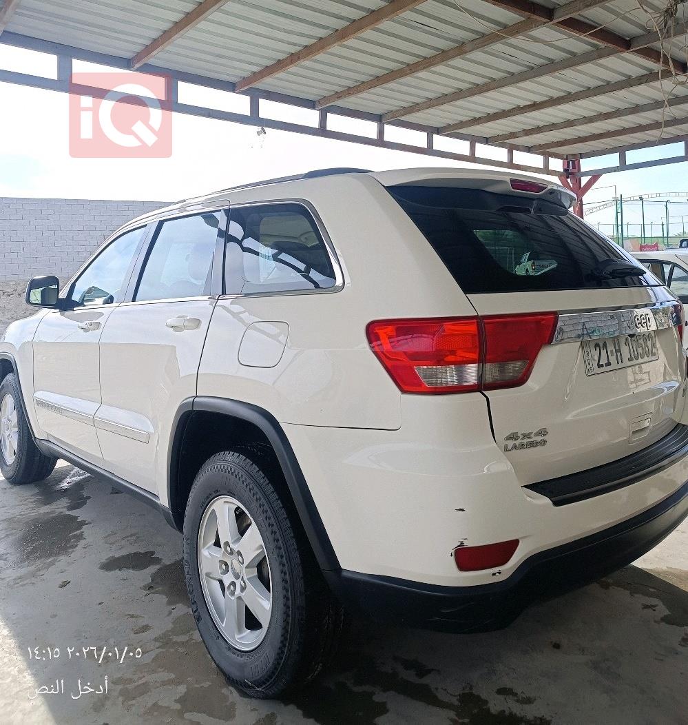 جيب جراند شيروكي